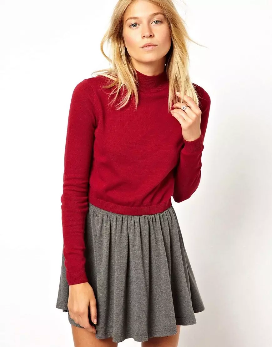 Cropped Sweater (129 foto): Apa yang harus dipakai dengan lengan panjang, hitam, model 2021 1026_96