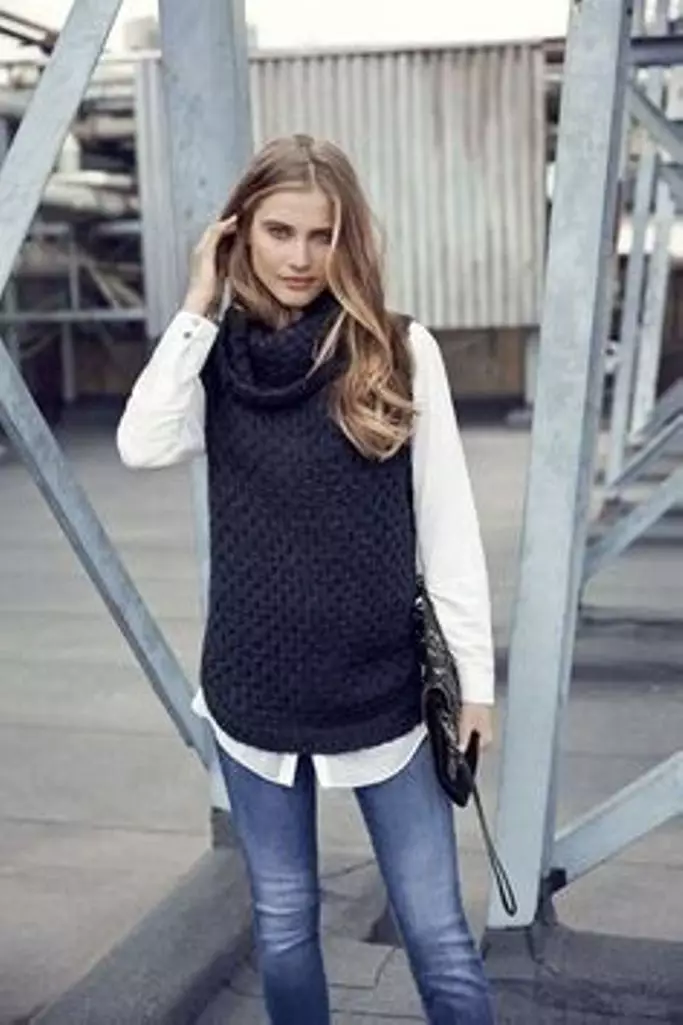 Sleeveless sweaters (48 mga larawan): Ano ang magsuot 1028_32