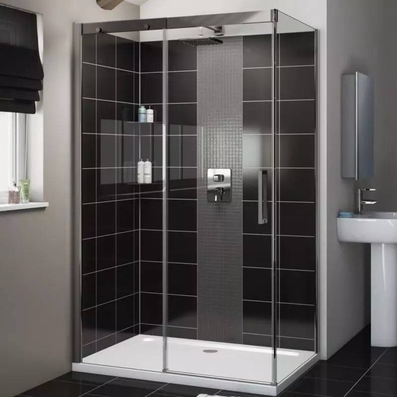 Cabines de douche en verre (87 photos): types de verre. Modèles avec palette, angulaires et carrés 90x90 cm avec des murs en verre, autres 10333_79