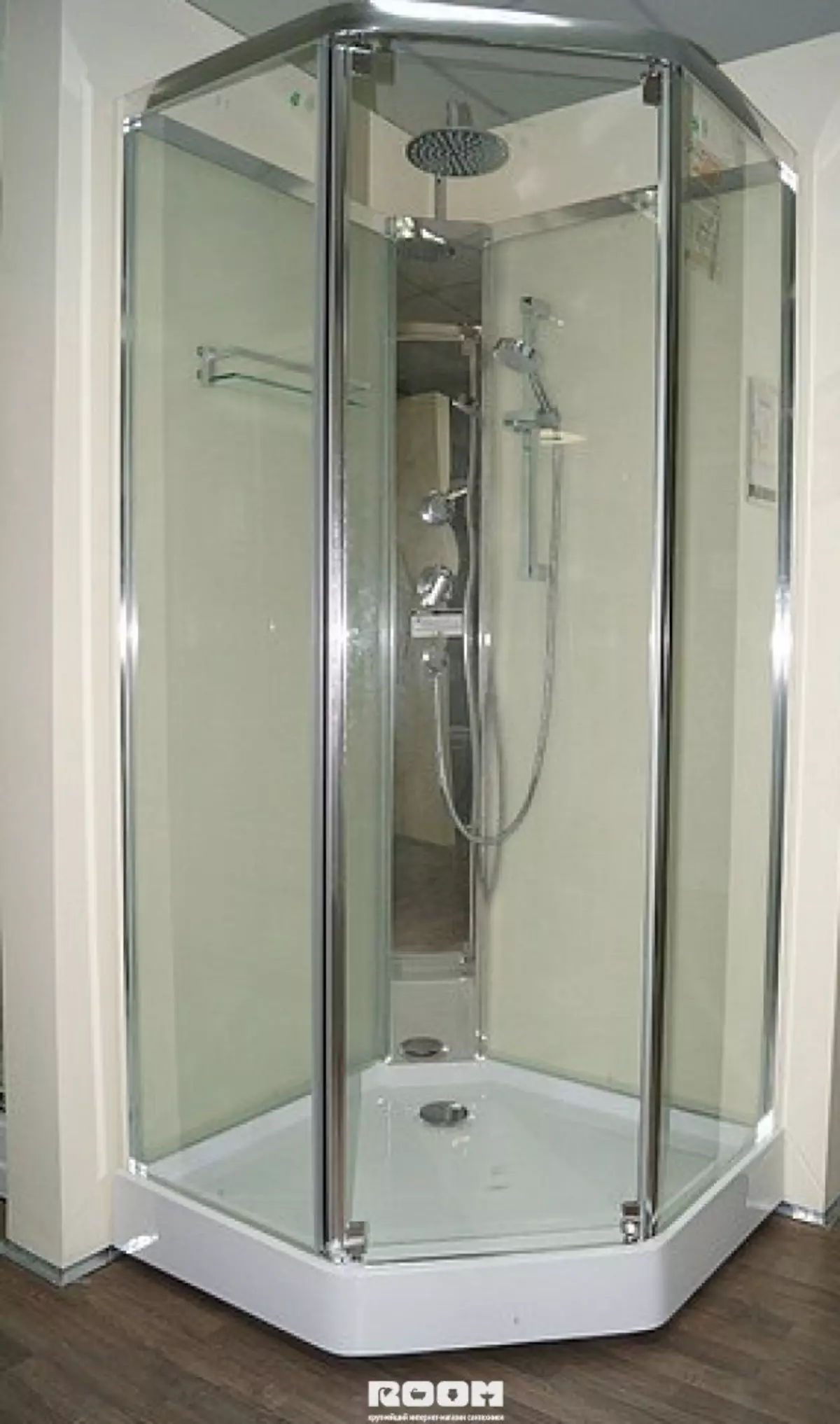 Appollo cabine de duș: cabine de podea cu baie și alte modele. Avantajele și dezavantajele acestora. Cum de a alege o cabină? 10338_15