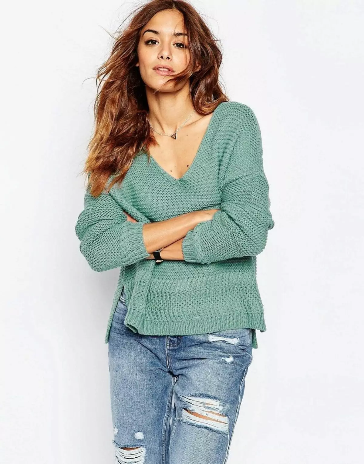 V-neck sweater (37 photos): what to wear 1036_6