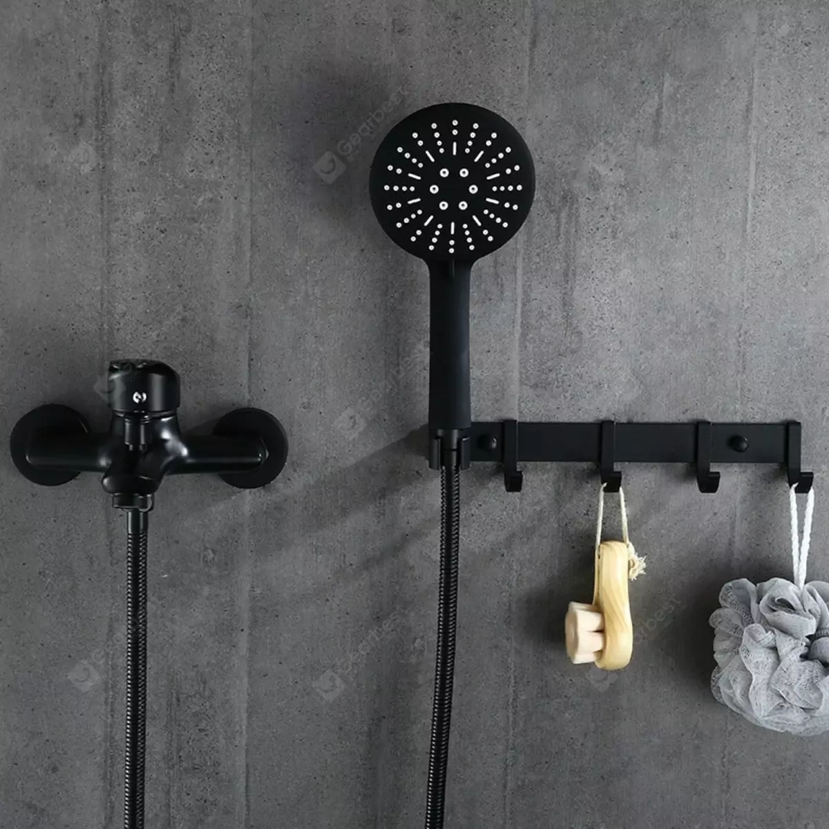 Juoda dušo maišytuvai: Vonios kambario maišytuvų modeliai su matiniu paviršiumi ir kitomis juodomis parinktimėmis 10381_5
