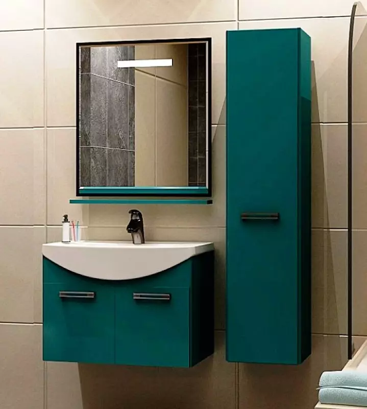 Kabinet di bilik mandi (96 foto): Model terbina dalam dan almari, model plastik dan plasterboard. Apakah ketinggian untuk menggantung loker ke atas sinki? 10388_91