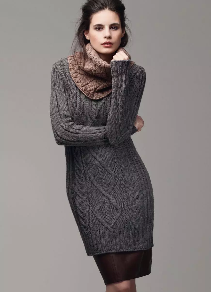 Sweater Dress (83 foto's): Wat om 'n trui-rok te dra, met kant, swart, troue, vir volle, Maxi-trui, warm, grys 1038_3