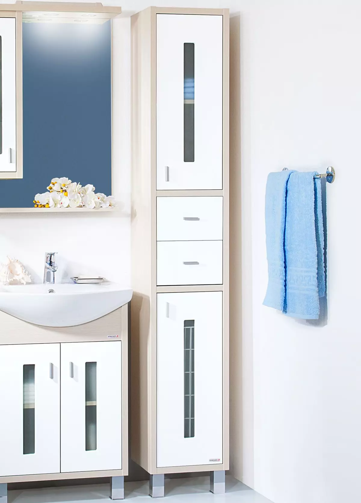 Μολύβια με ένα καλάθι για λινό στο μπάνιο: Γωνιακό, ανασταλτικό και υπαίθριο ντουλάπι, 25 cm και 35 cm, 60 cm και άλλα μεγέθη 10403_40