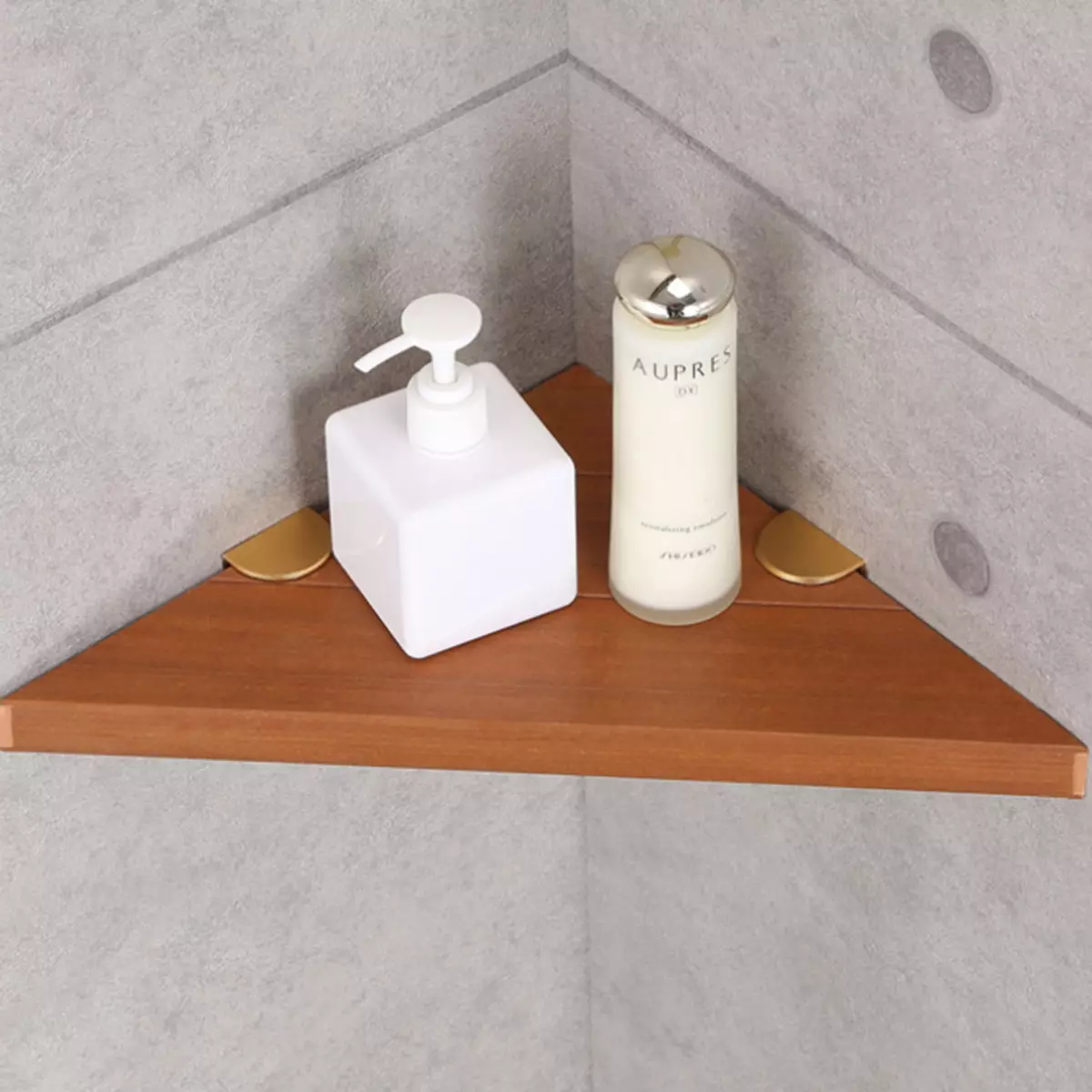 Дървен рафт за баня на: монтирани дървени рафтове в банята, ъгъла и мивката, другите опции 10407_23