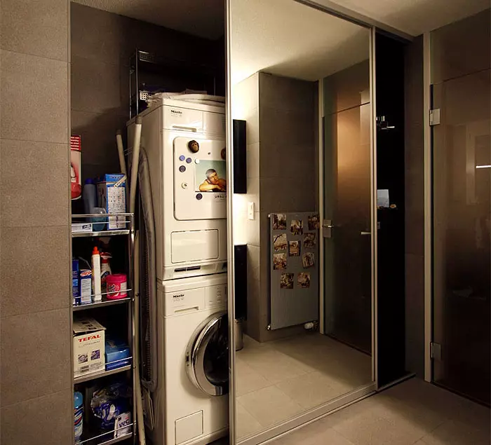 Talne omare v kopalnici (67 fotografij): veliki prsi predalov in majhnih omaric, pregled pohištva iz IKEA 10412_20