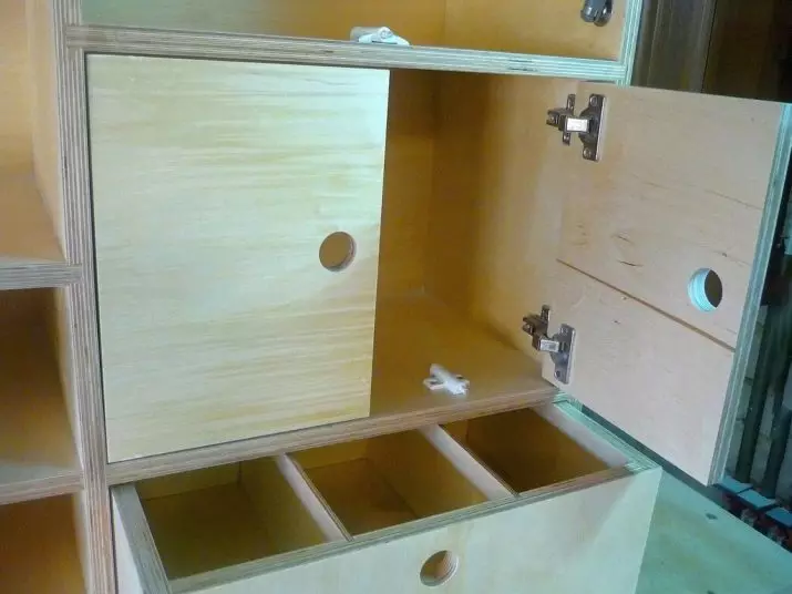 Mga Kabinete sa Todanan sa Kaligoanan (67 Mga Litrato): Daghang dughan sa mga drawer ug gagmay nga mga locker, review sa muwebles gikan sa Ikea 10412_31