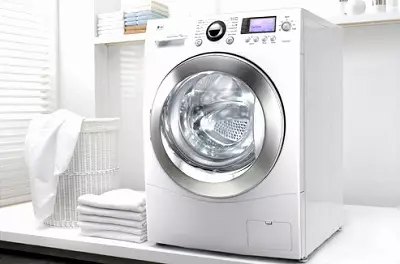 बाथरूम में वॉशिंग मशीन (101 फोटो): आधुनिक और अन्य शैलियों में वॉशिंग मशीन के साथ बाथरूम के इंटीरियर की आंतरिक डिजाइन विशेषताएं 10413_12