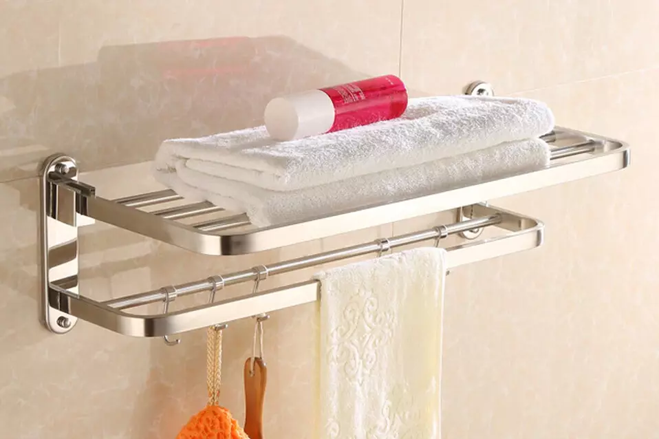 Scaffale per asciugamani in bagno (63 foto): con ganci e parete, 50 cm da acciaio inossidabile, portasciugamani con ripiano in bagno e il resto 10421_3