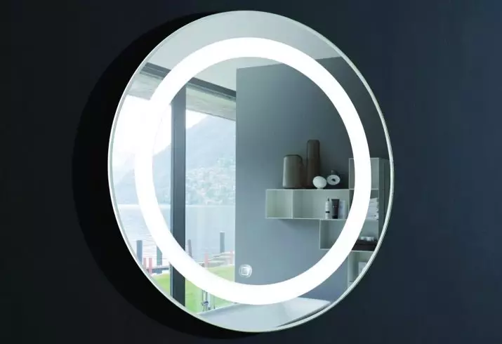 Miroir rond dans la salle de bain: miroirs design dans un cadre en bois, miroirs ronds de couleur noire et autre pour la salle de bain 10427_17