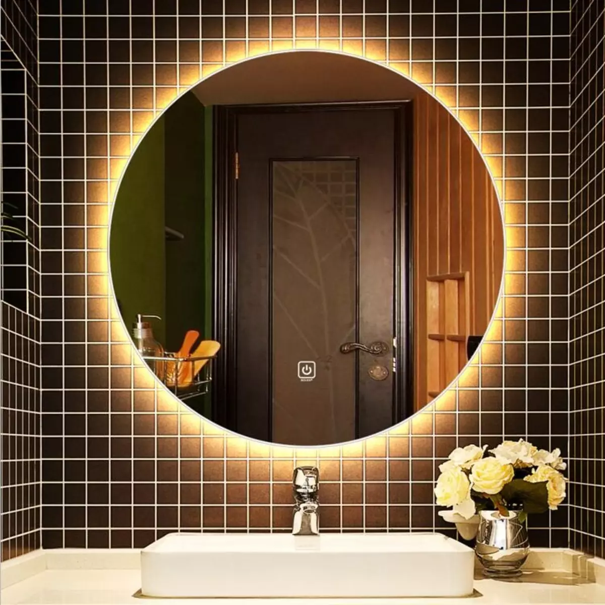 Miroir rond dans la salle de bain: miroirs design dans un cadre en bois, miroirs ronds de couleur noire et autre pour la salle de bain 10427_20