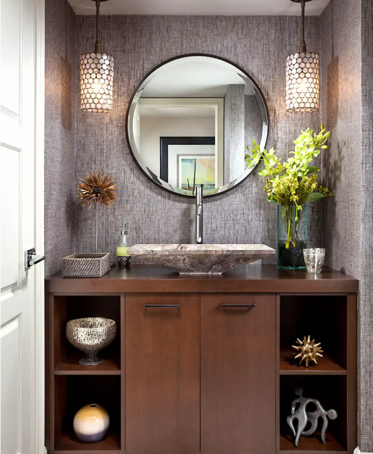 Miroir rond dans la salle de bain: miroirs design dans un cadre en bois, miroirs ronds de couleur noire et autre pour la salle de bain 10427_37