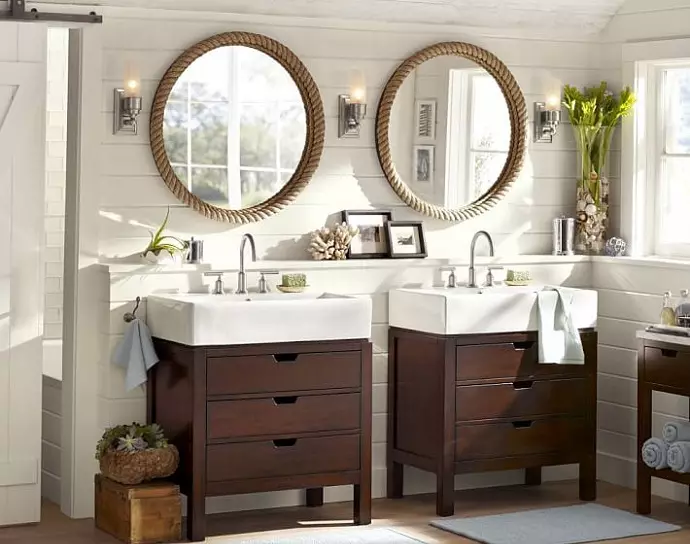 Miroir rond dans la salle de bain: miroirs design dans un cadre en bois, miroirs ronds de couleur noire et autre pour la salle de bain 10427_43