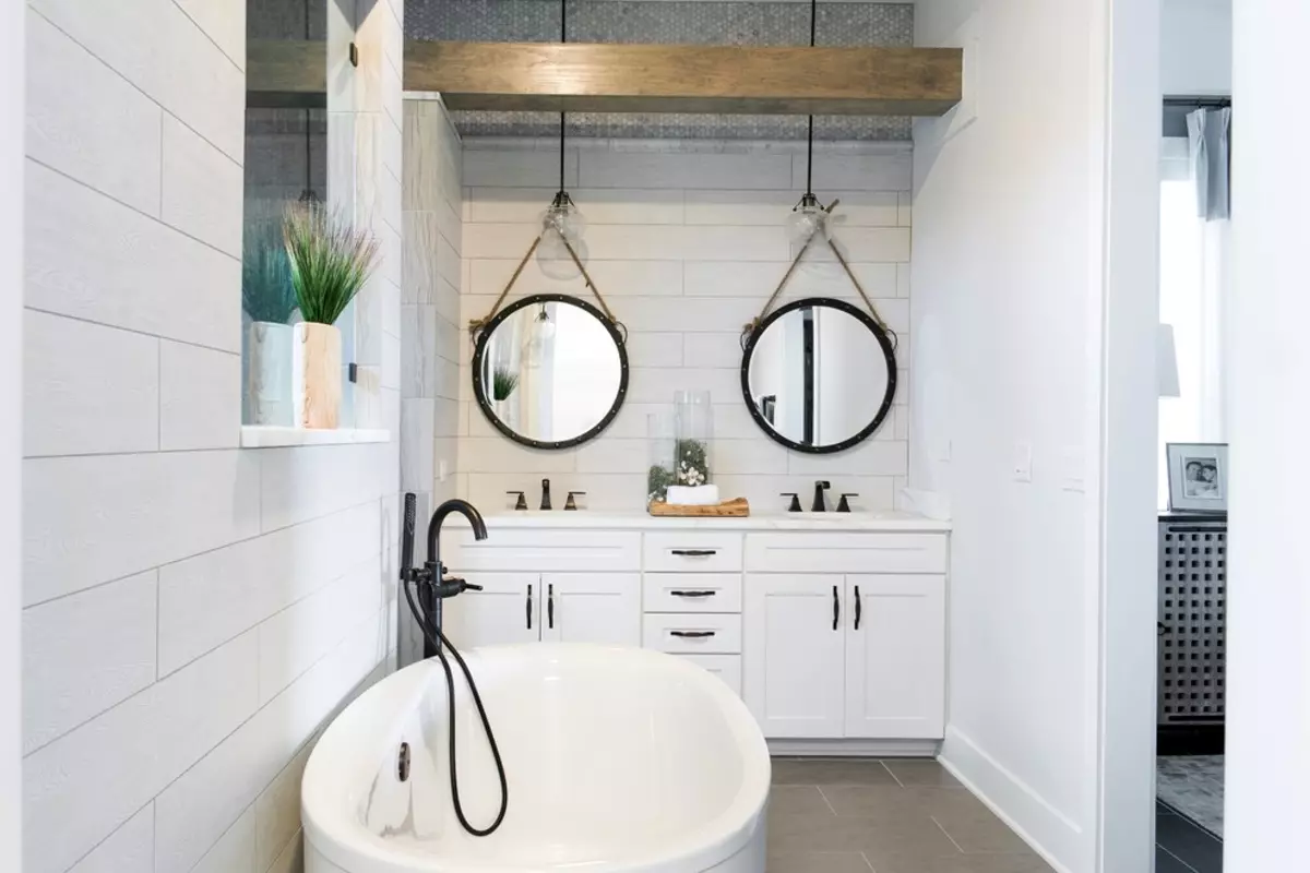 Miroir rond dans la salle de bain: miroirs design dans un cadre en bois, miroirs ronds de couleur noire et autre pour la salle de bain 10427_5