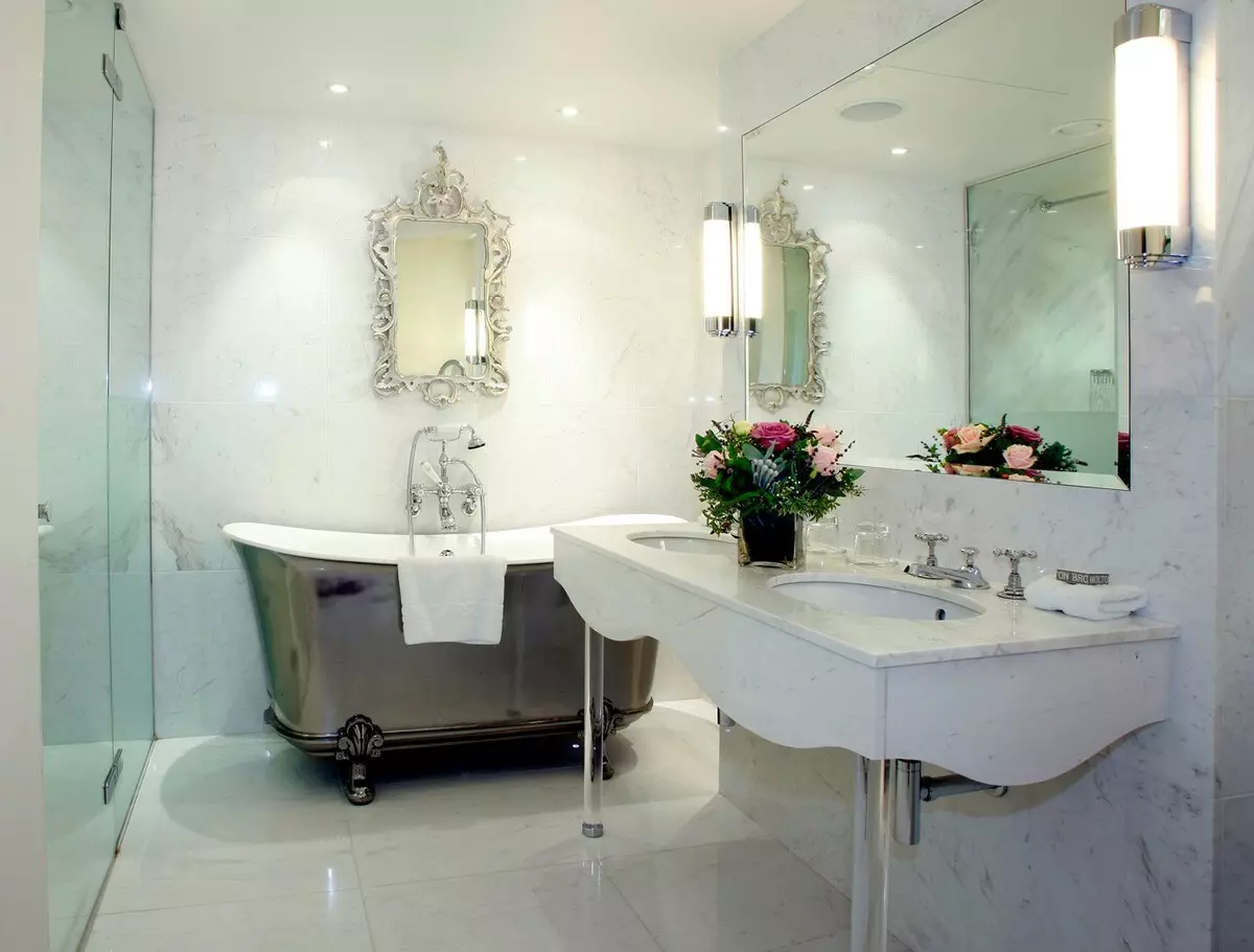 Disenyo ng pinagsamang banyo 6 metro kuwadrado. M (77 mga larawan): Interior design na may toilet, bath layout 2 by 3 meters 10454_26