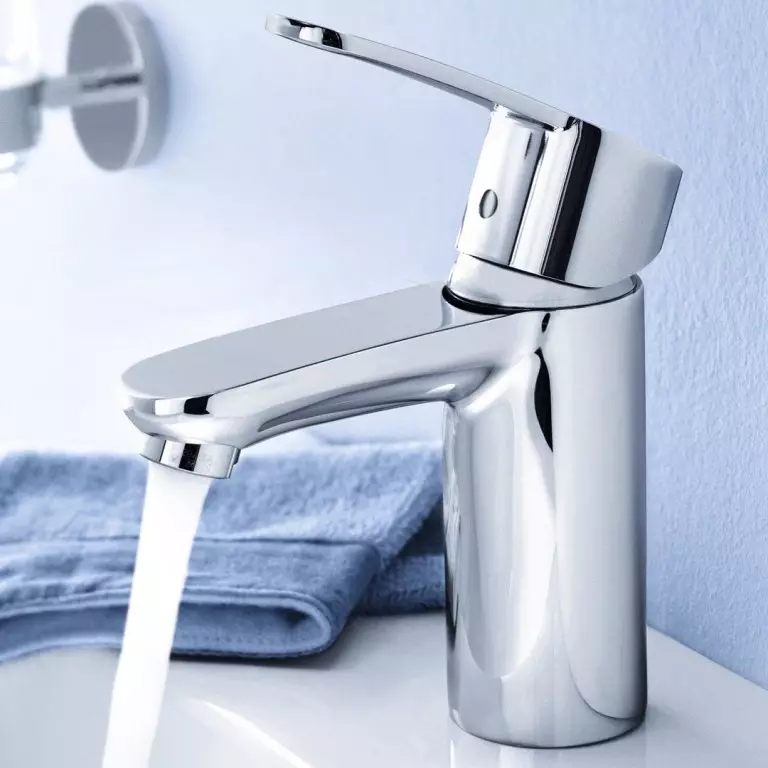 Grohe的衛生淋浴：帶攪拌機和滑板，Bauflow和Baucurve評論，帶軟管和恆溫器的型號 10468_6