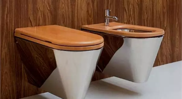Kamar mandi di rumah kayu (76 foto): Desain kamar di rumah bar di negara ini, contoh lantai selesai, skema ventilasi 10475_59