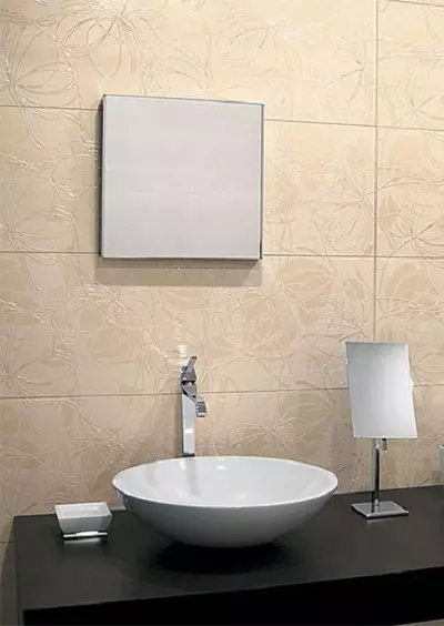 ห้องน้ำในบ้านไม้ (76 รูป): การออกแบบห้องพักในบ้านของบาร์ในประเทศตัวอย่างของพื้นเสร็จสิ้นแผนการระบายอากาศ 10475_67