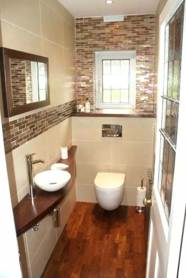 Design toaletu v Chrushchevce (58 fotografií): Dokončení malých toalet s dlažbou a jinými materiály. Možnosti interiéru WC 10503_20