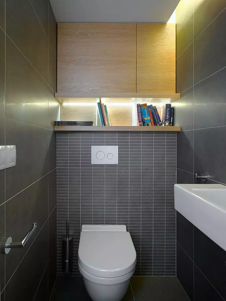 Design toaletu v Chrushchevce (58 fotografií): Dokončení malých toalet s dlažbou a jinými materiály. Možnosti interiéru WC 10503_36