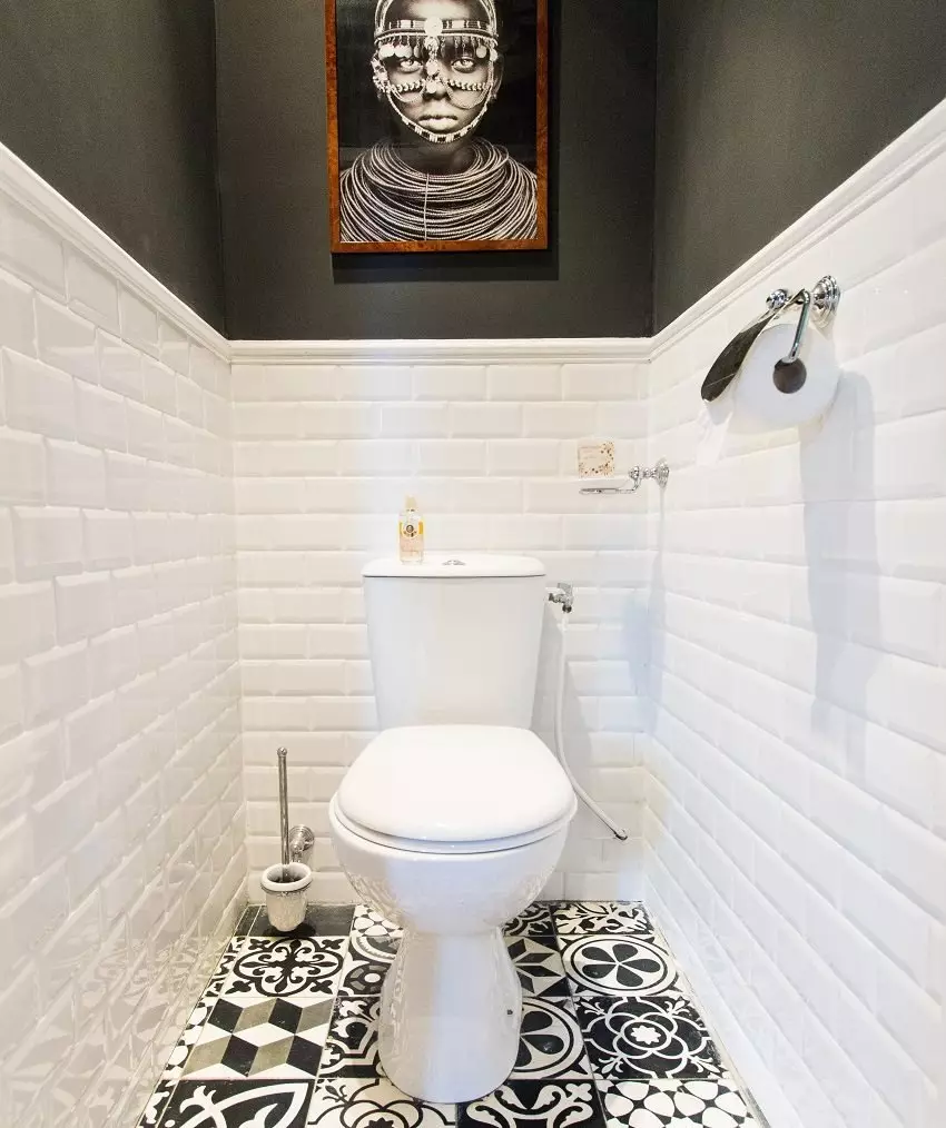 शौचालयमा टाइल (67 67 फोटोहरू): शौचालयको डिजाइनमा टाइल, एक सिरेमिक र एक पर्खाल बान्कीको साथ टाईल मोआइक 10509_5