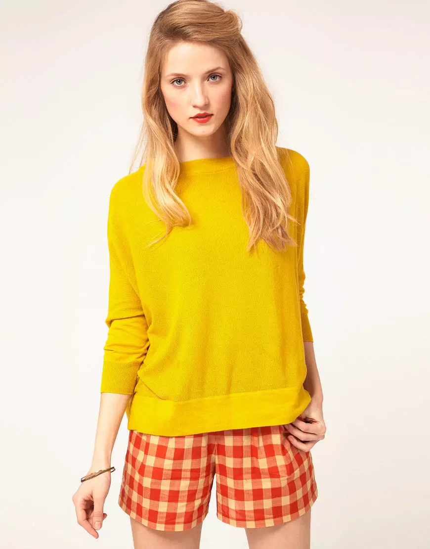 Co nosić żółty sweter (78 zdjęć) 1050_11