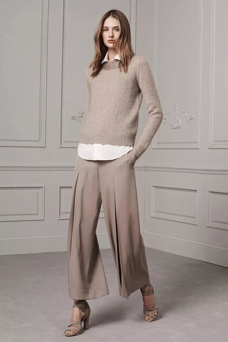 Жіночі светри (192 фото): модні светри 2021, білі, чорні, довгі, з горлом, з кашеміру, теплі, трикотажні, з косами 1052_171