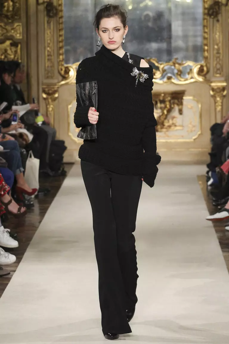 Áo len nữ (192 ảnh): áo len thời trang 2021, trắng, đen, dài, với cổ họng, cashmere, ấm, dệt kim, với bím tóc 1052_177