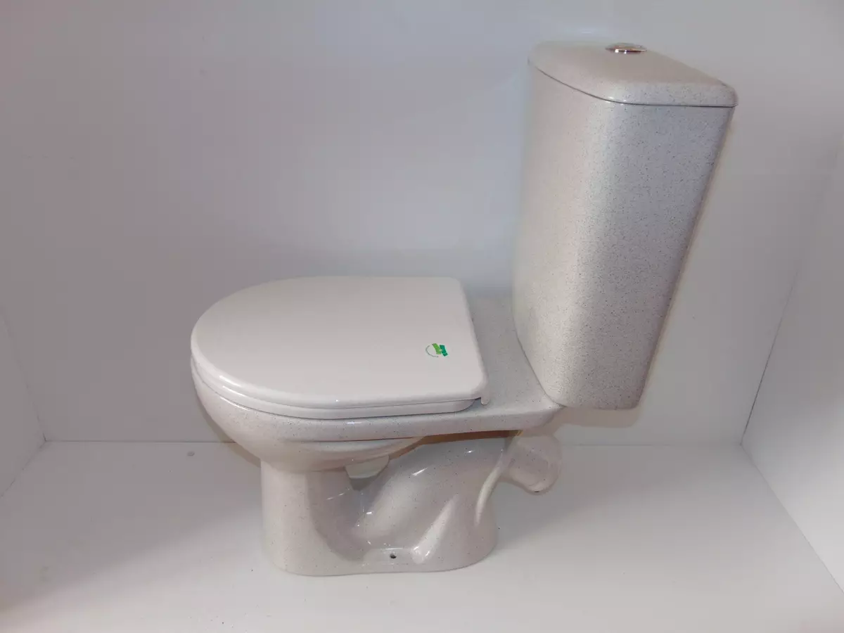 Toilet Sanyi: compakd-kompak 
