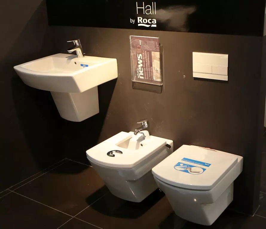 Roca toilette: Kenmerke van opgeskorte en woedende modelle, reindeters van toiletbakke Gap skoon rand en Victoria Nord, Dama Senso Compacto en Debba, Resensies 10542_15