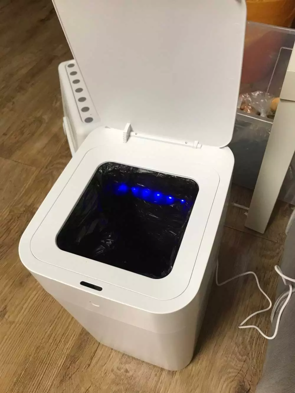 Xiaomi Trash Can: oferuje 