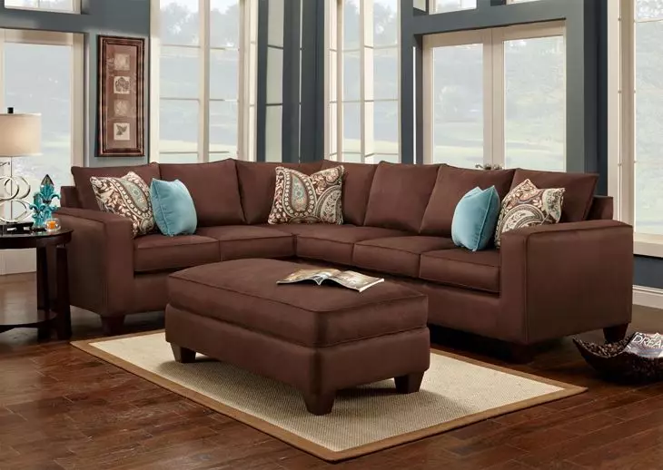 Konstgjord mocka för möbler (23 foton): Fördelar och nackdelar med möbelväv för vädring av en soffa, recensioner 10574_10