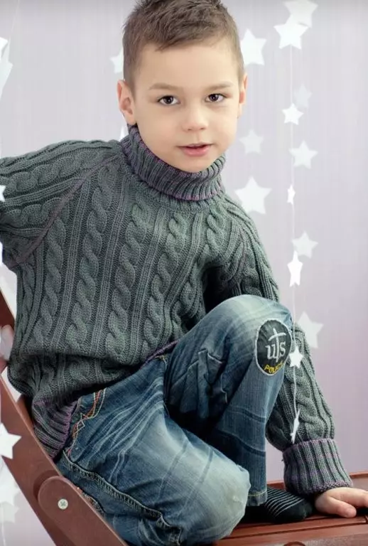 Otroški pulover 2021 (48 fotografij): Elegantni modeli za fante in dekleta od 2 let 1059_13
