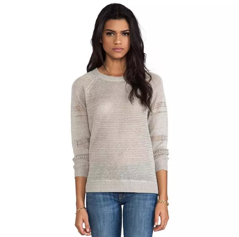 Плетени пуловери 2021 (53 снимки): модели Популярни жените 1061_46