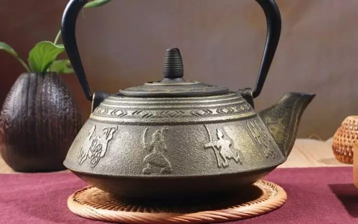 brewing teapots Metal (13 foto): kettles stainless steel sarta teapots tambaga, produk enameled sarta jenis séjén 10647_5
