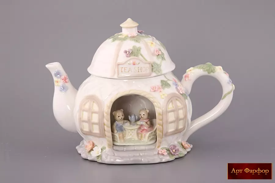 Enseigne (29 photos): caractéristiques du choix de la porcelaine, du fer et des canettes en verre pour stocker du thé. Quels réservoirs sont plus appropriés pour stocker du thé et du café dans la cuisine? 10651_20