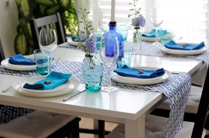 Tableware: ការពិពណ៌នាអំពីសំភារៈផ្ទះបាយសម្រាប់ចម្អិនអាហារនៅក្នុងផ្ទះបាយ។ ប្រភេទនៃការប្រើ។ មាន​អ្វី​កើតឡើង? 10674_50