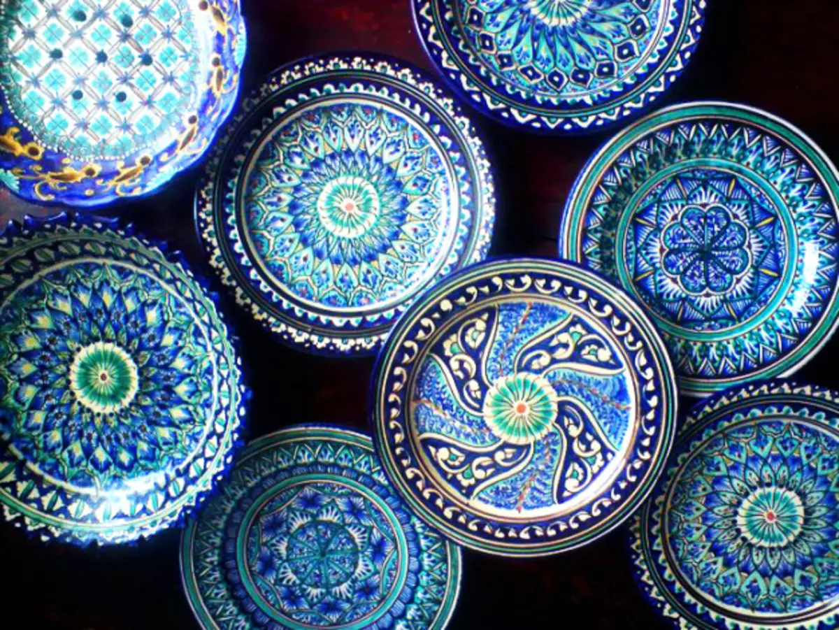 أطباق الأوزبكي (25 صور): ملامح من مجموعات الشاي، لوحات، لوحة وأطباق وطنية أخرى من إنتاج أوزبكستان 