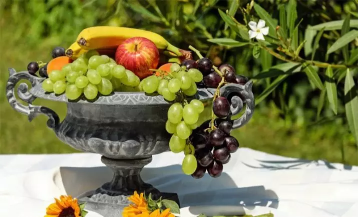Fructica: plateau 3 de palier et des vases en métal pour les fruits, de la vaisselle de cristal sur la jambe et d'autres options 10777_2