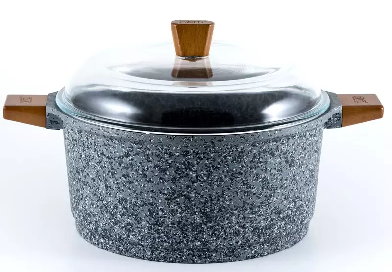 Aluminium Pans (31 foto's): Is het mogelijk in de oven pan van gegoten aluminium te zetten? Voordeel en schade pan. Hoe te whitame? 10778_13