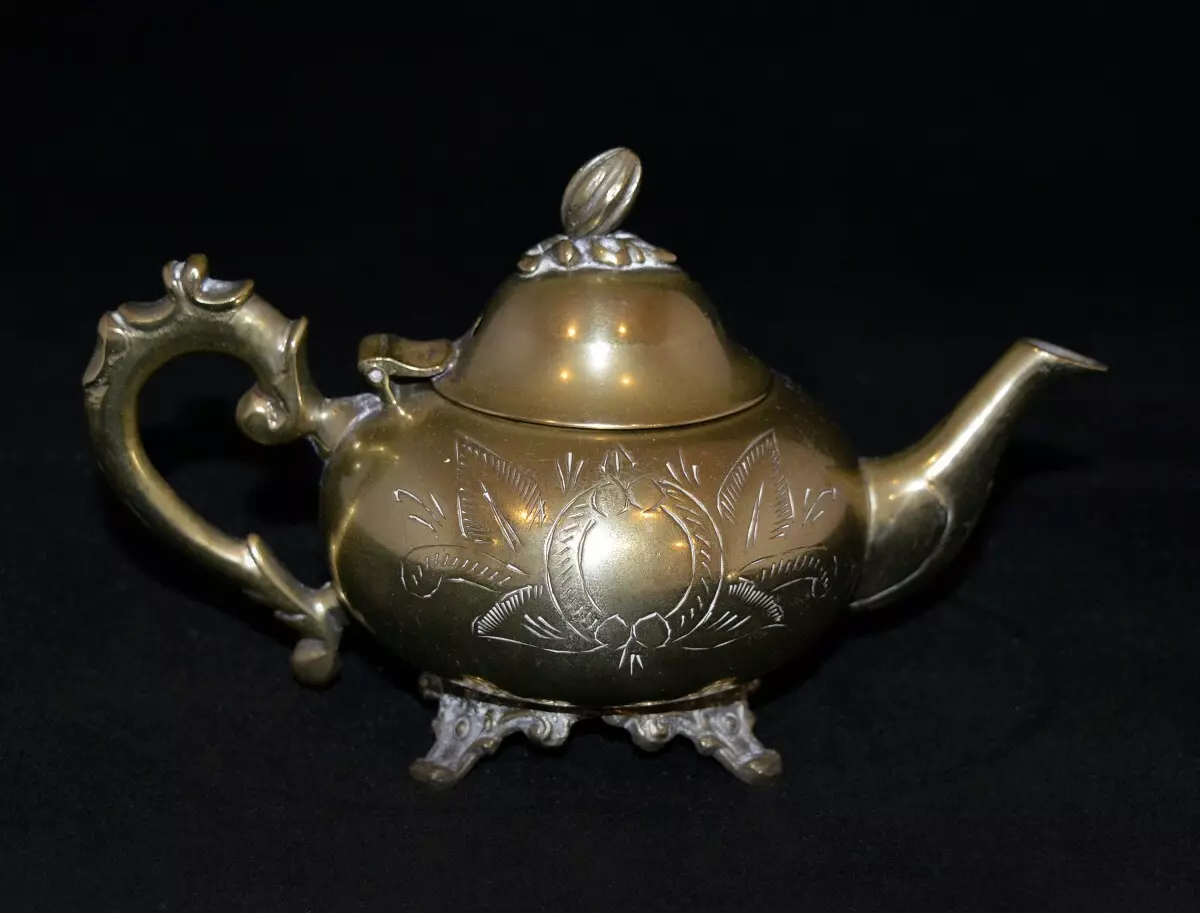 Teapot (42 sary): lovia ho an'ny dite mafana, modely misy bokotra sy kofehy, Gipfel ary avo kokoa, Mayer & Boch ary Bodum 10779_25
