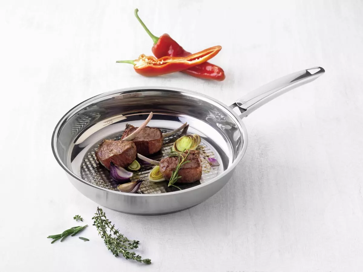 鋁合金菜餚（30張）：福利和傷害健康鑄造菜餚。如何在家裡清理黑色？為什麼不能儲存鹼性解決方案？ 10791_7
