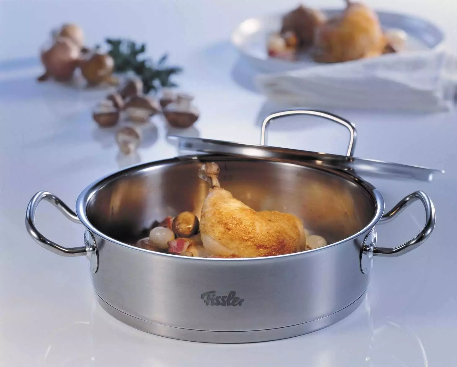 Panci Jerman: Fitur Pan Zwilling dan Fissler, Bekker dan Webber, Joy dan Dishes dari Produsen Lain dari Jerman 10804_16