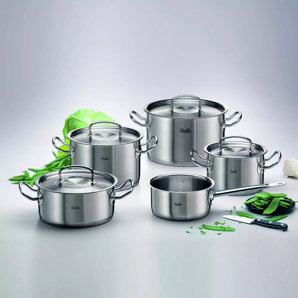 জার্মান প্যান্স: প্যান Zwilling এবং Fissler, Bekker এবং Webber, Germany থেকে অন্যান্য নির্মাতাদের আনন্দ এবং থালা বৈশিষ্ট্য 10804_19