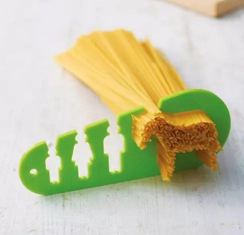 Spagetti Pan: Opis visoke poneve z mrežo za kuhanje testenine, izbor ozkih modelov s Chalandom Inside 10816_15