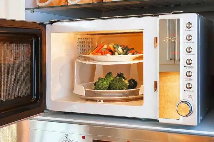 Hidangan apa yang bisa digunakan dalam microwave? 25 foto kaca dan besi, keramik dan hidangan lainnya. Apa yang tidak bisa dimasukkan? 10826_3