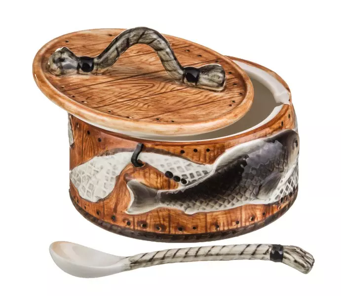 Ichornan (41 kuvaa): Silverware, koristeltu Finft, kristallimallit lusikalla ja kannella, kalastajalla ja 