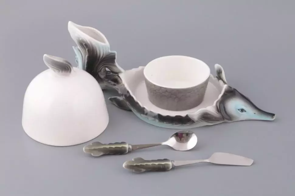 Ichornan (41 fotografii): Silverware, decorat cu Finft, Modele Crystal cu o lingură și capac, Fisher și 