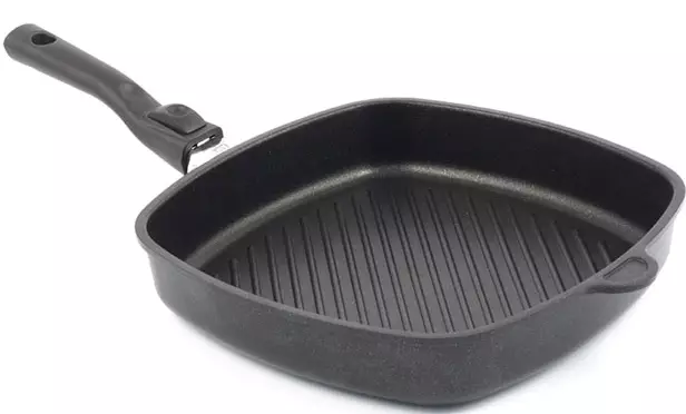 AMT Gastroguss Frying Pans Pans: Yakakangwa Frying Pans uye Induction Plate Models, dzimwe sarudzo kubva kuGermany 10866_19